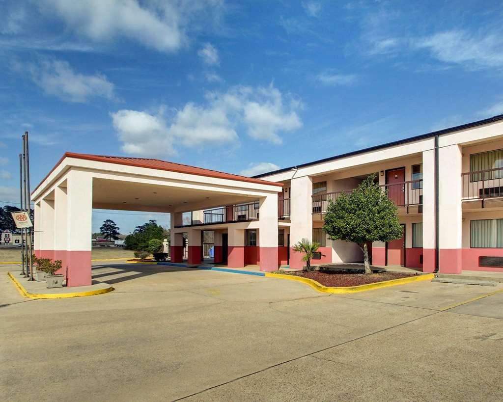 Econo Lodge Inn & Suites Forest Buitenkant foto